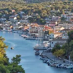 The Harbour House Вилла *