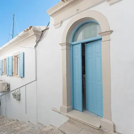 The Harbour House Villa Gáiosz