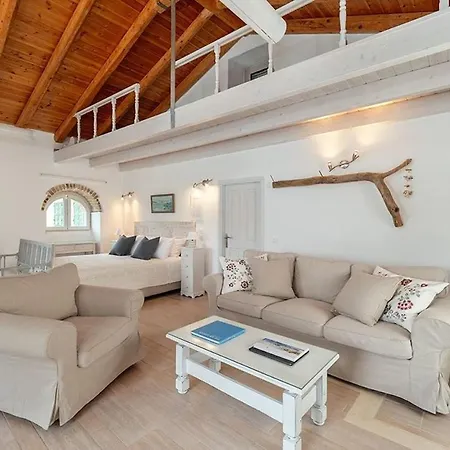 The Harbour House *